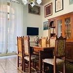 Retro-chic In Apartmán La Spezia