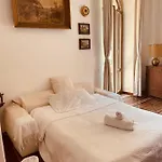 Retro-chic In La Spezia