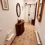 Retro-chic In La Spezia
