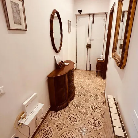 Retro-chic In لا سبيتسْيا