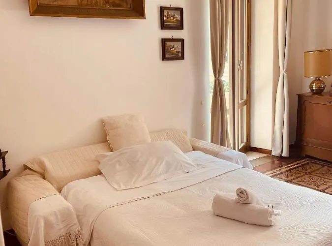 Retro-chic In La Spezia